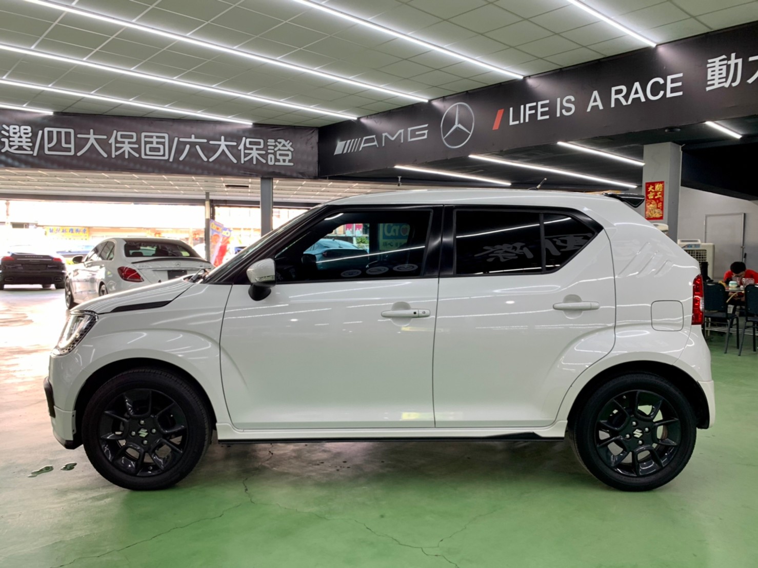 2019年  SUZUKI   IGNIS  1.2 GLX 日本原裝 都會系小車  僅跑兩萬 原廠保養  第14張相片