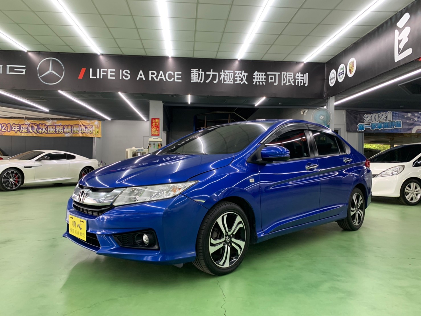 2016年 CITY 1.5   魅力藍 時尚小車 省油 省稅金  第2張相片