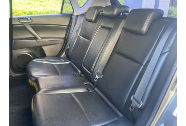 Mazda MAZDA3  第9張相片