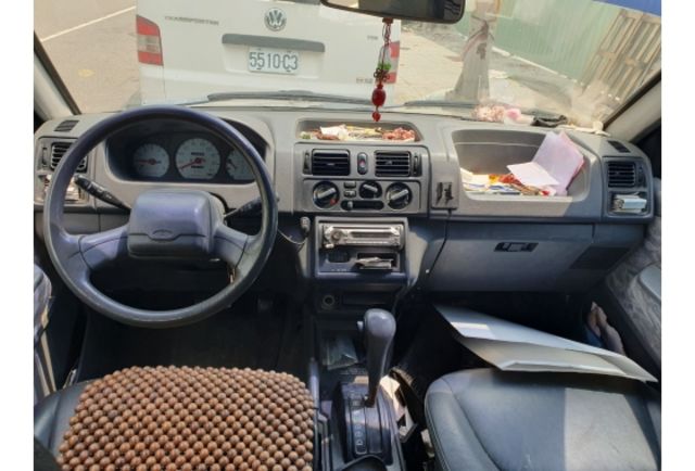 2001 三菱 FREECA 2.0廂型車 貨車牌 跑15萬公里  第8張相片
