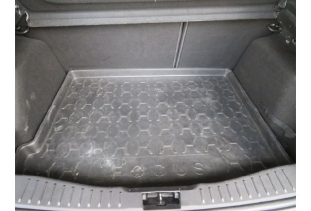 Ford FOCUS  第7張相片
