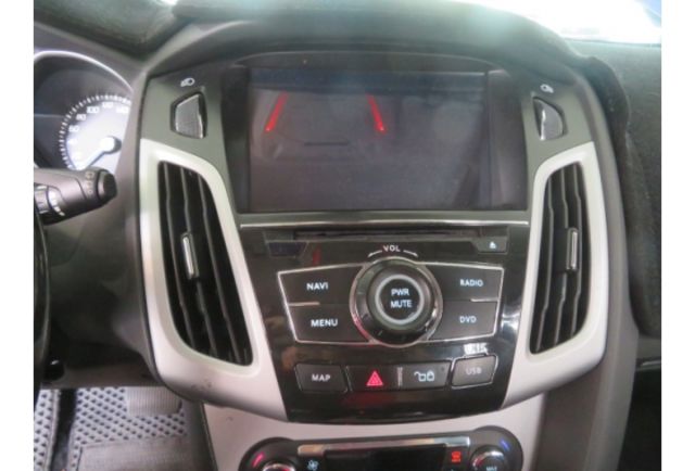 Ford FOCUS  第9張相片