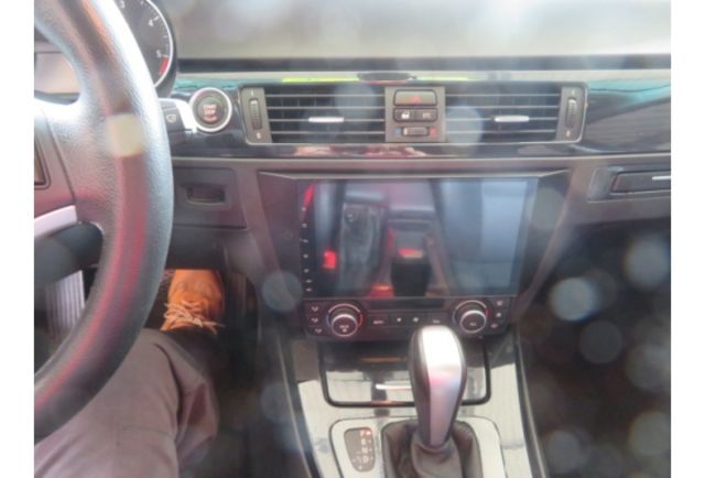 BMW 318D  第8張相片
