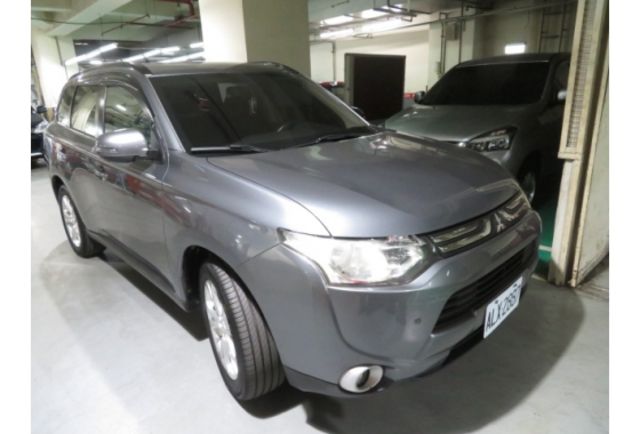 Mitsubishi OUTLANDER  第2張相片