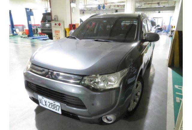 Mitsubishi OUTLANDER  第4張相片