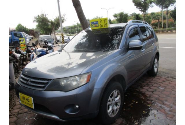 Mitsubishi OUTLANDER  第2張相片