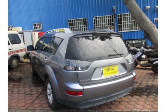 Mitsubishi OUTLANDER  第3張相片