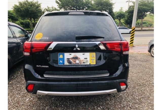 Mitsubishi 三菱outlander 奧蘭德中古車的價格 Findcar 找車網