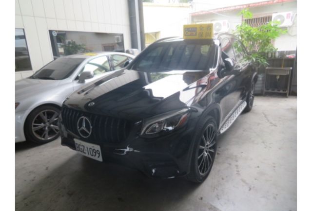 Benz GLC 300  第1張相片