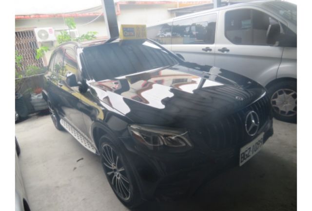 Benz GLC 300  第2張相片