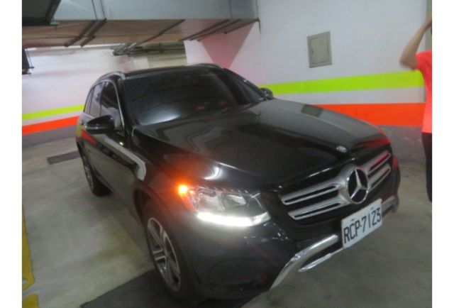 Benz GLC 300  第2張相片
