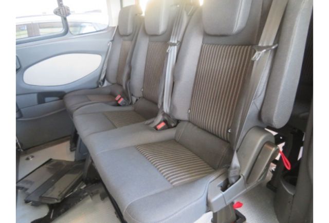 Ford TRANSIT TOURNEO CUST  第8張相片