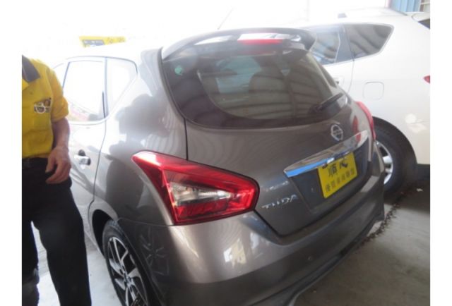 Nissan TIIDA  第3張相片