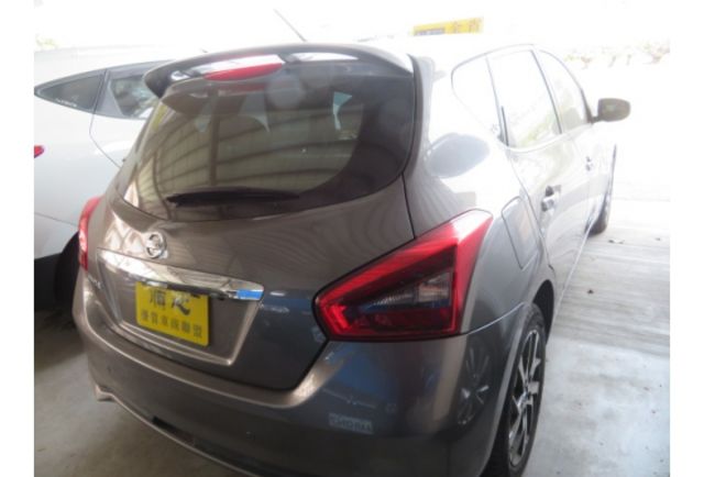 Nissan TIIDA  第4張相片