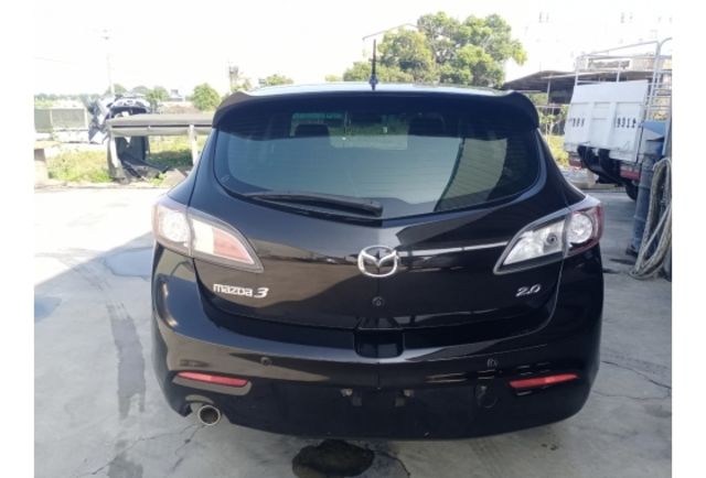 Mazda MAZDA3  第5張相片