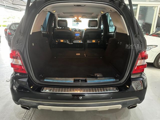 Mercedes-Benz/賓士 ML-CLASS  第8張相片