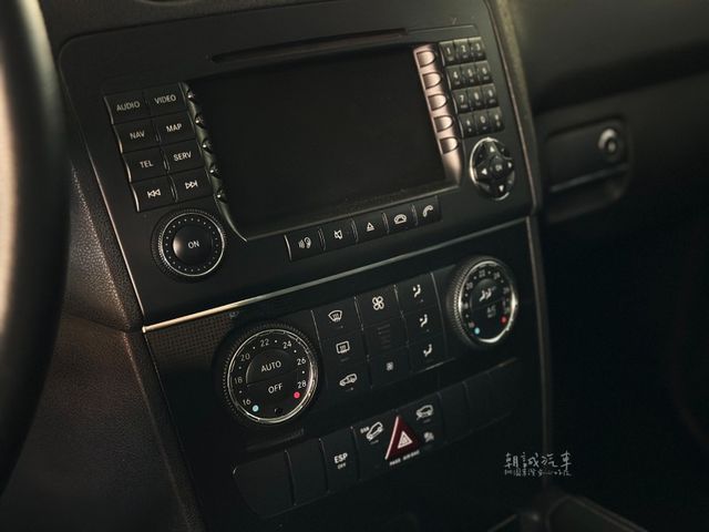 Mercedes-Benz/賓士 ML-CLASS  第17張相片