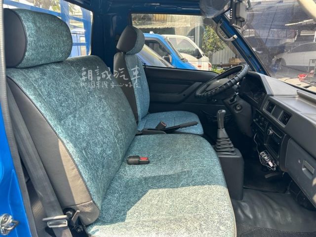 Mitsubishi Delica  第16張相片