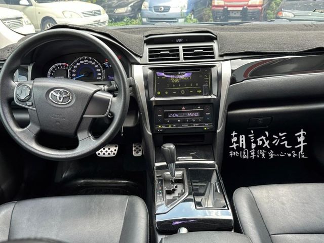 Toyota Camry  第1張相片