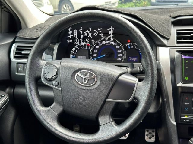 Toyota Camry  第8張相片
