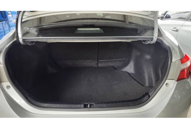 Toyota ALTIS  第5張相片