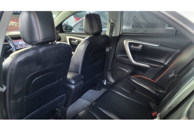 Mitsubishi LANCER  第4張相片