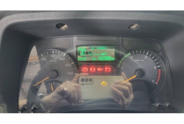 Mitsubishi FUSO  第4張相片