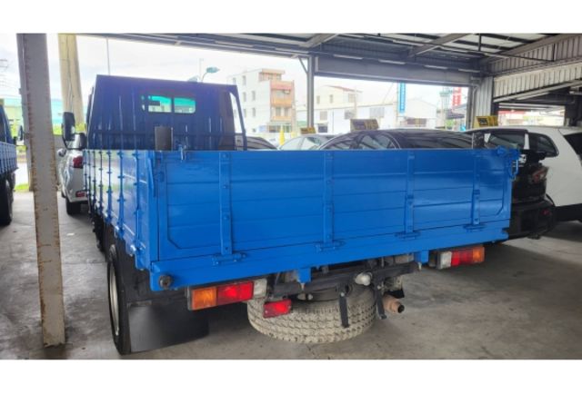 Mitsubishi FUSO  第2張相片