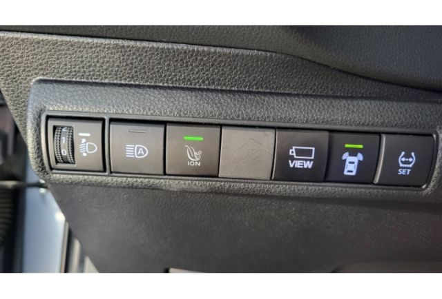 Toyota ALTIS  第11張相片
