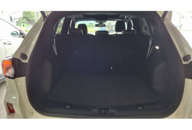 Ford KUGA  第7張相片