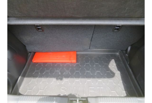 Suzuki SWIFT  第3張相片