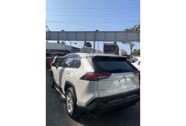 Toyota RAV4  第5張相片