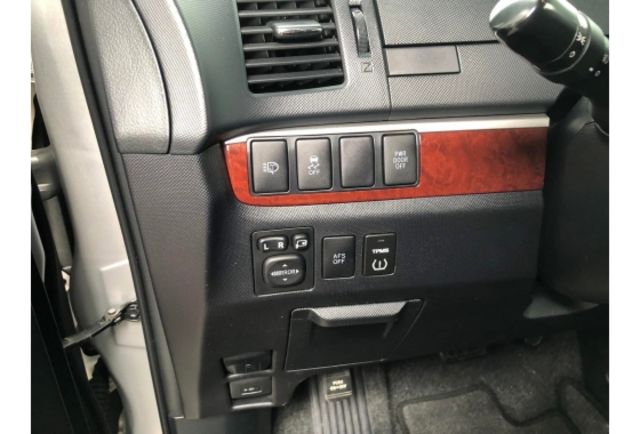 2013 PREVIA 2.4認證車  第3張相片