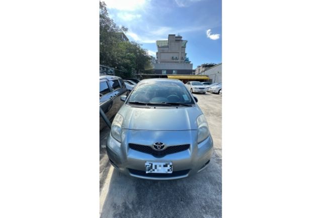 2012 Toyota Yaris E版｜代步首選・經典省油小車  第1張相片
