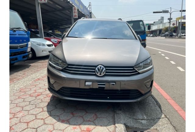 Volkswagen GOLF  第2張相片