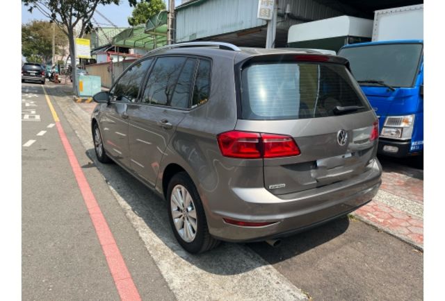 Volkswagen GOLF  第4張相片