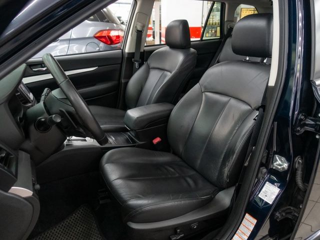 Subaru Legacy  第7張相片