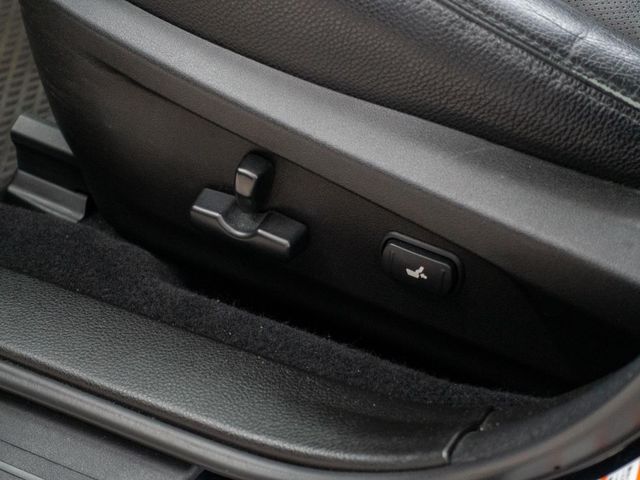 Subaru Legacy  第17張相片