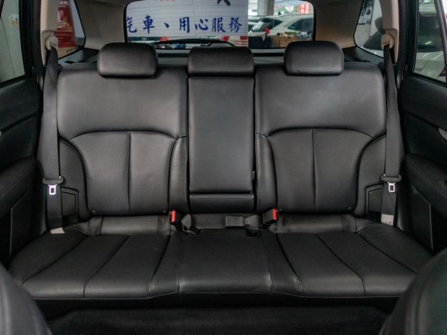Subaru Legacy  第12張相片