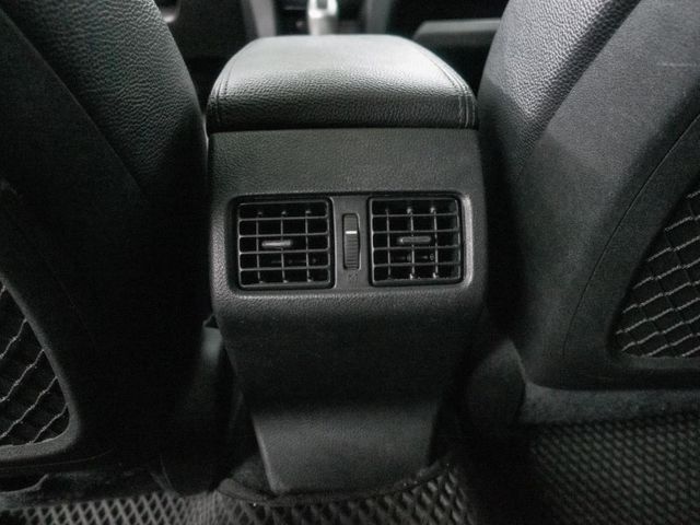 Subaru Legacy  第19張相片