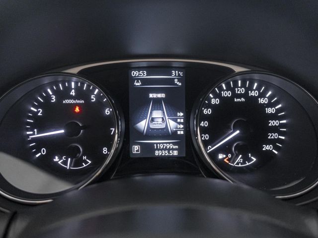 Nissan X-Trail  第7張相片