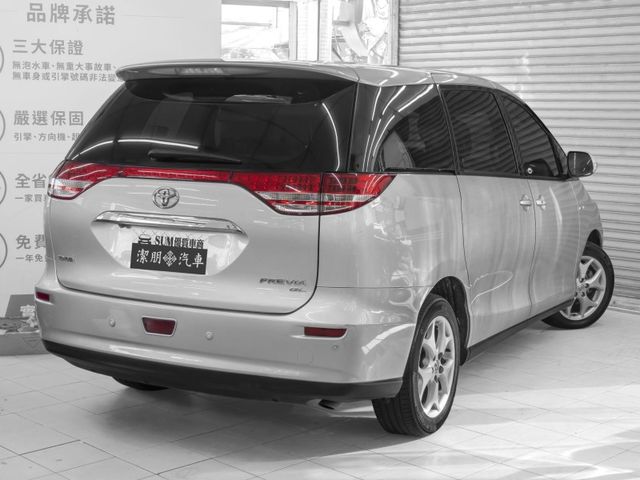 Toyota Previa  第5張相片