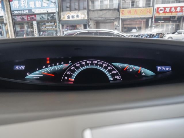 Toyota Previa  第7張相片