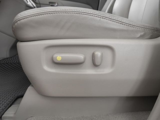 Toyota Previa  第19張相片