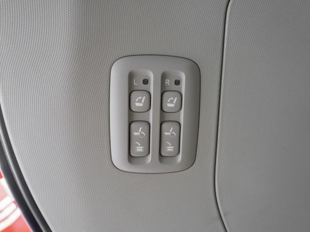 Toyota Previa  第20張相片