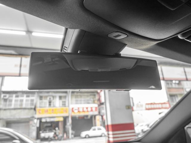 Mercedes-Benz/賓士 A-CLASS  第18張相片