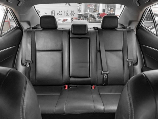 Toyota ALTIS  第13張相片