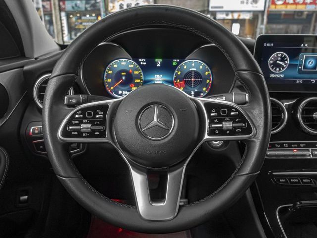 Mercedes-Benz/賓士 C200  第8張相片