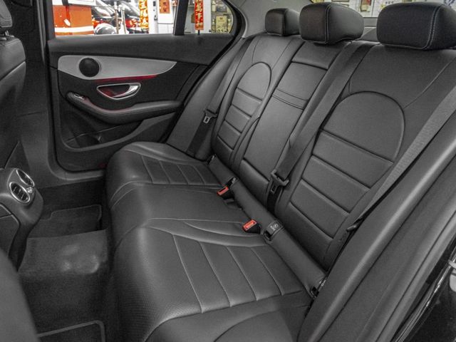Mercedes-Benz/賓士 C200  第12張相片