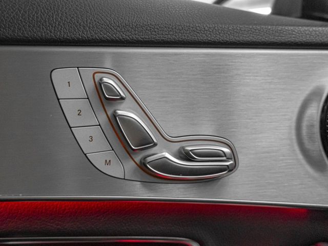Mercedes-Benz/賓士 C200  第18張相片